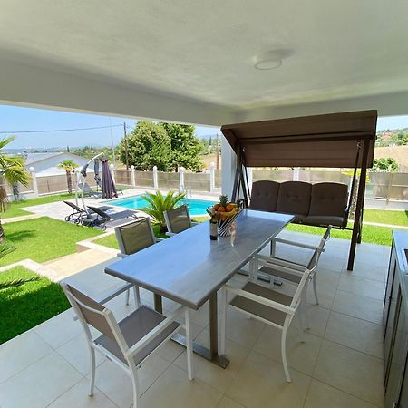 Vergia Villa Liana , Private Villa With Pool And Garden מראה חיצוני תמונה