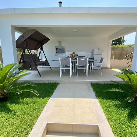 Vergia Villa Liana , Private Villa With Pool And Garden מראה חיצוני תמונה