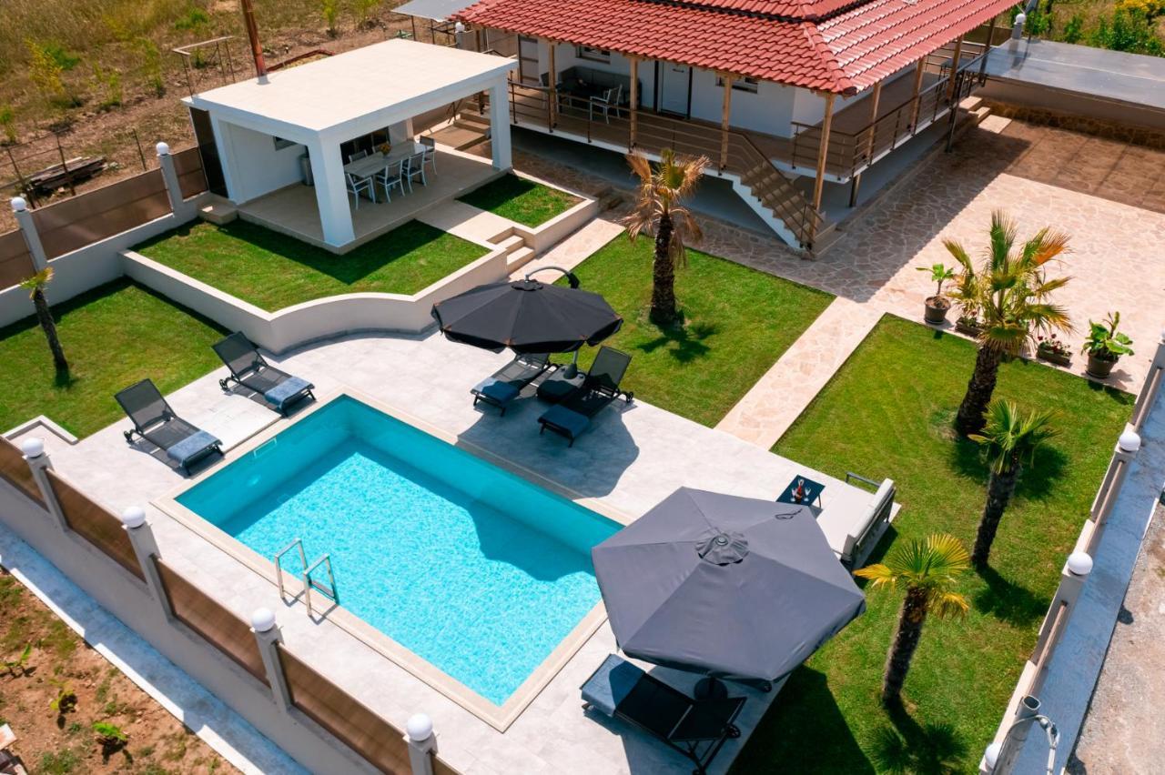 Vergia Villa Liana , Private Villa With Pool And Garden מראה חיצוני תמונה