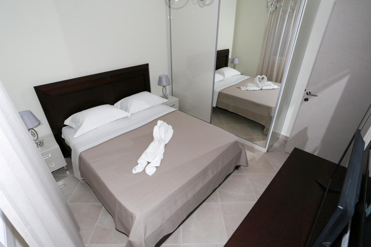 Vergia Villa Liana , Private Villa With Pool And Garden מראה חיצוני תמונה
