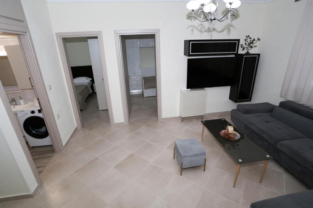 Vergia Villa Liana , Private Villa With Pool And Garden מראה חיצוני תמונה