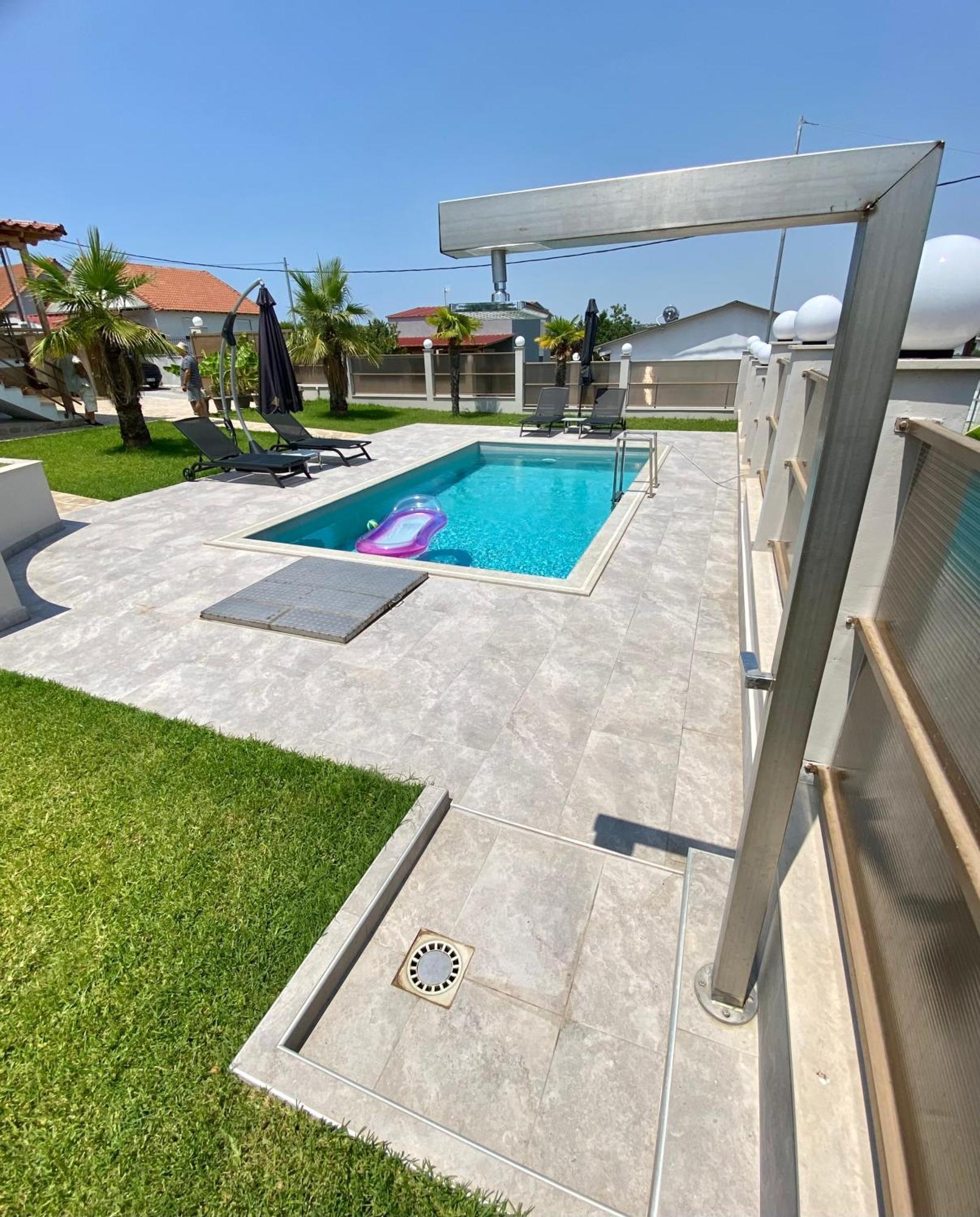 Vergia Villa Liana , Private Villa With Pool And Garden מראה חיצוני תמונה