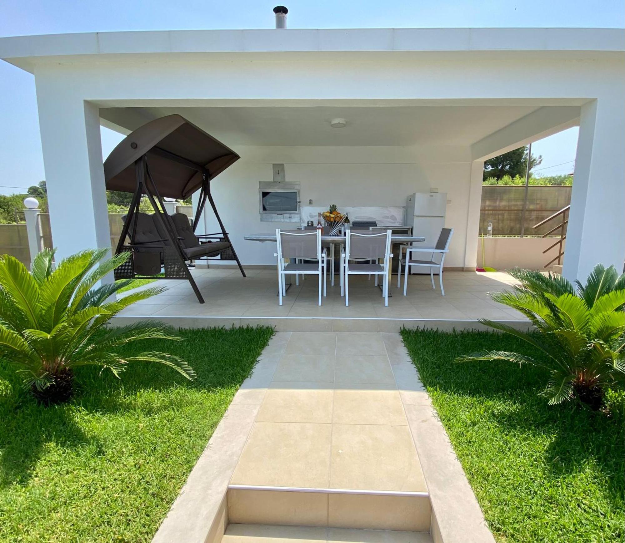 Vergia Villa Liana , Private Villa With Pool And Garden מראה חיצוני תמונה